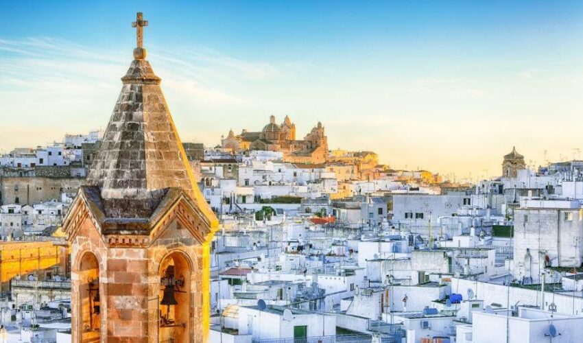 Panoramica di Ostuni dall'alto