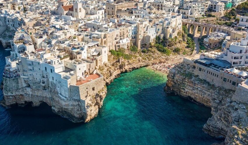 Lama Monachile dall'alto Polignano a Mare