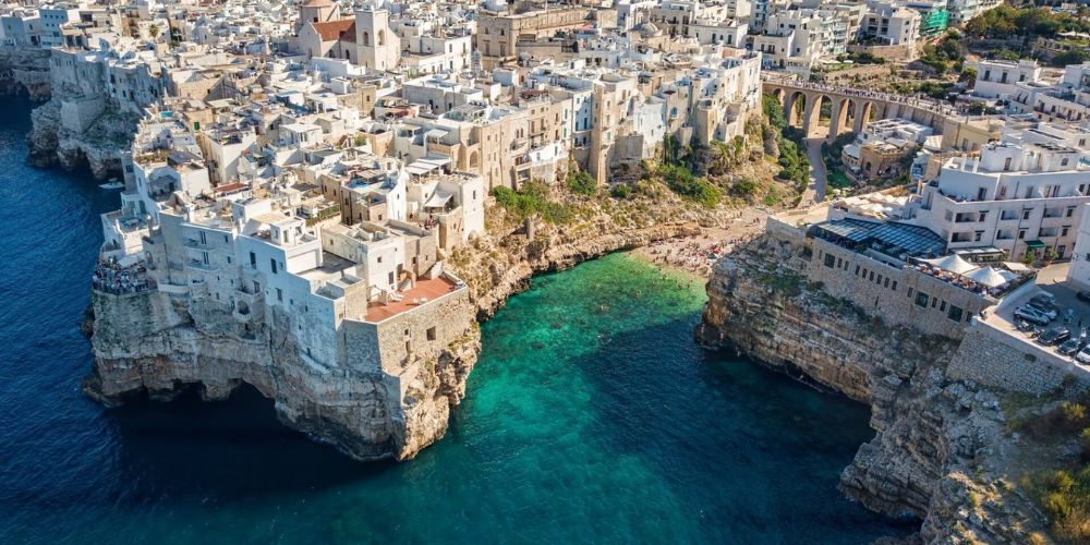 Lama Monachile dall'alto Polignano a Mare