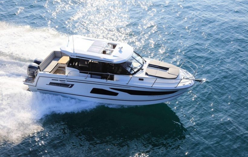 Tour in Yacht Luxury Polignano a Mare e Monopoli