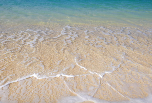 Mare Cristallino del Lido Tamerici Beach Club con Pranzo e Lettini